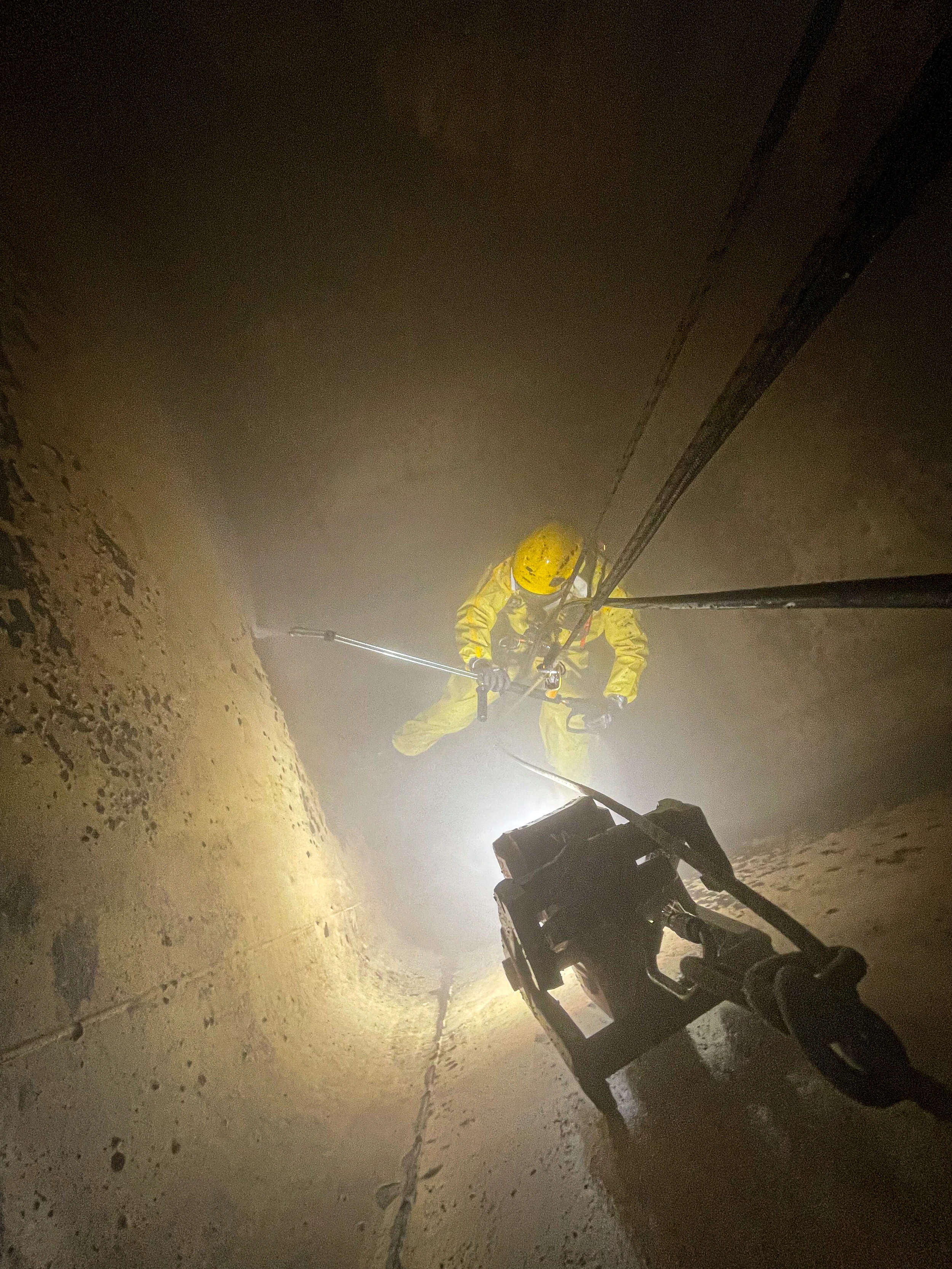 Intervention de cordistes MS Access pour au cœur de la matière chez DOLMEN à St Pourcain sur Sioule (industrie) – 3